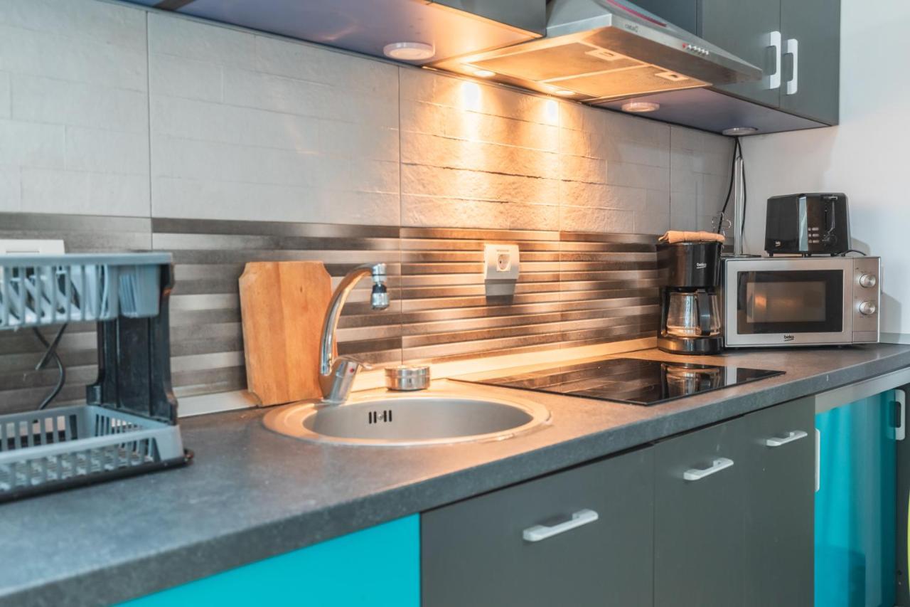 Apartament Unique Relax Apartment นาโวดาริ ภายนอก รูปภาพ