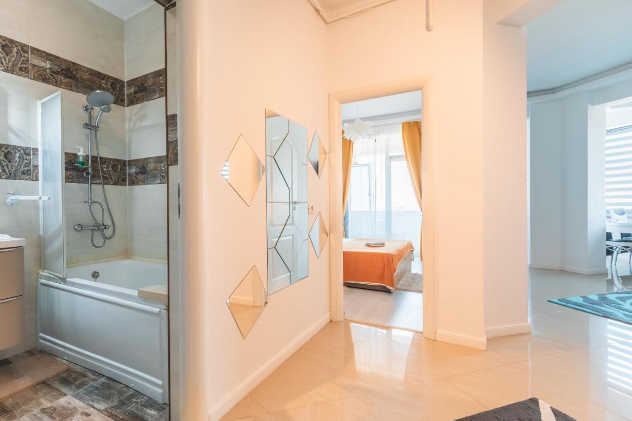 Apartament Unique Relax Apartment นาโวดาริ ภายนอก รูปภาพ