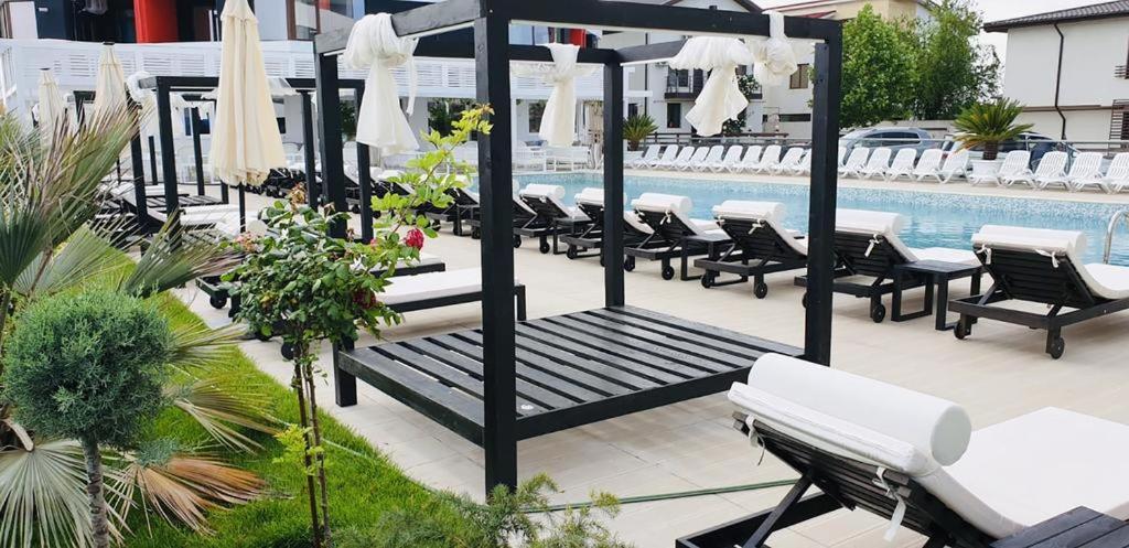 Apartament Unique Relax Apartment นาโวดาริ ภายนอก รูปภาพ